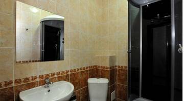 Фото номера Стандартный трехместный номер Гостиница Baden Baden г. Волжский 2